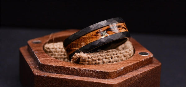 Mens wedding rings