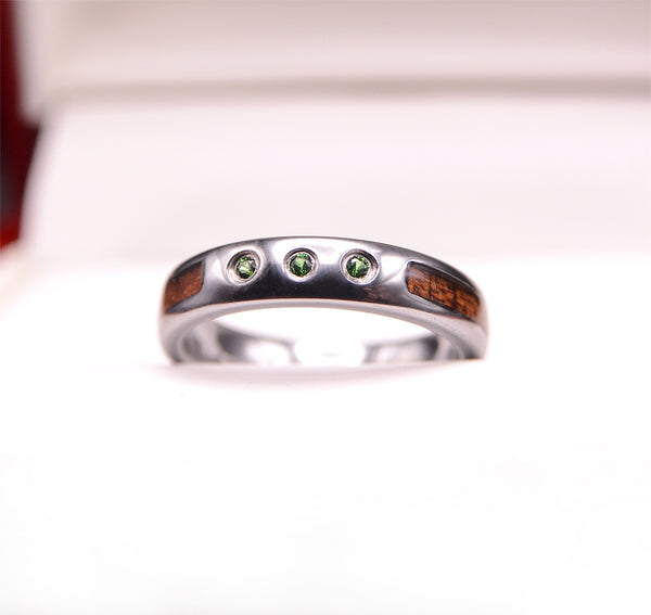 Emerald Ring with Koa Wood Inlaid 4mm