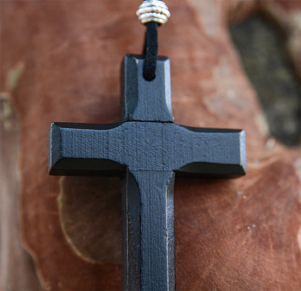Rustic Elegance: Handmade Vintage Leather Cord Cross Necklace for Men and Women